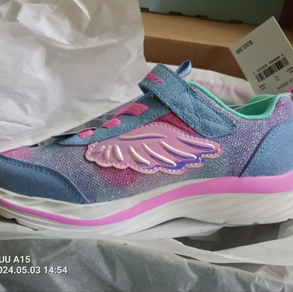 Sketchers toddler shoes - Picture 6 of 7